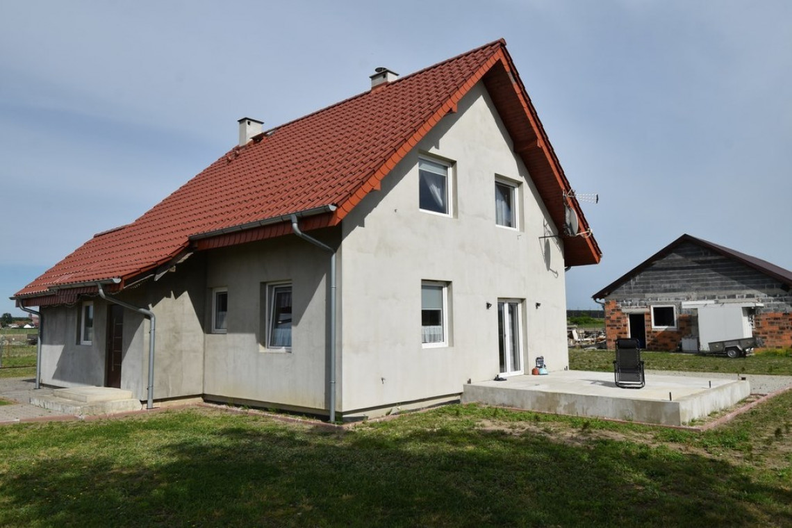 Dom Sprzedaż Jelcz-Laskowice